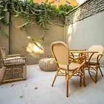 Apartment With Private Terrace Steps From Metro