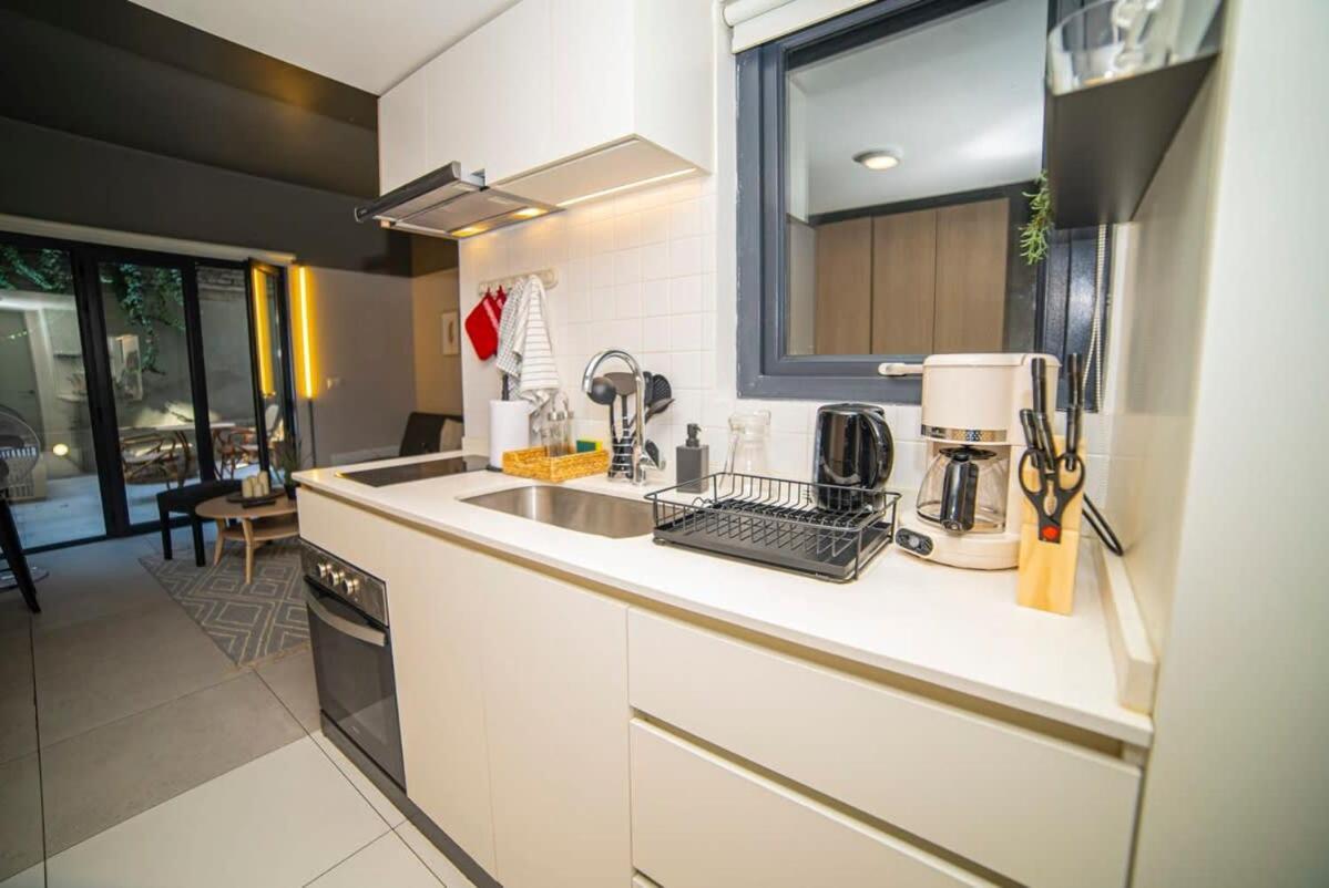 With Private Terrace Steps From Metro * Santiago